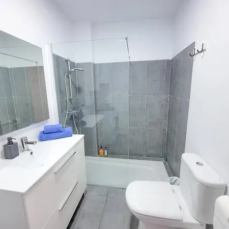 Adejeparadise25-b Duplex Views And Heatedpool 아파트